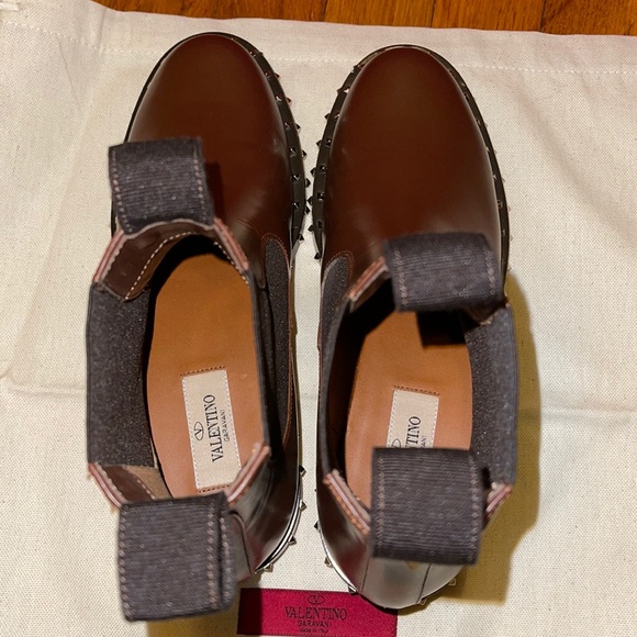 VALENTINO GARAVANI Rockstud beatle Chelsea boots - Picture 5 of 6